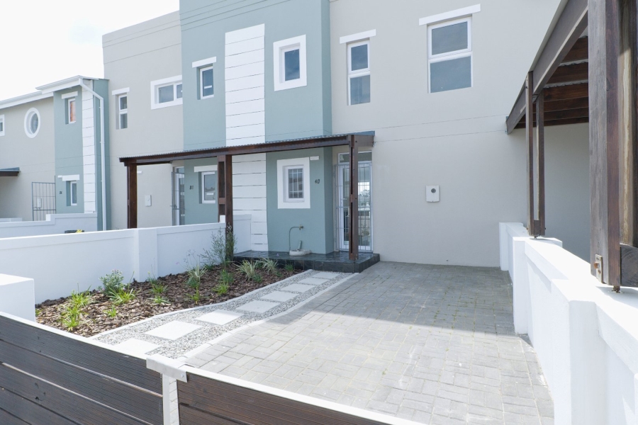 To Let 2 Bedroom Property for Rent in Parsonsvlei Eastern Cape